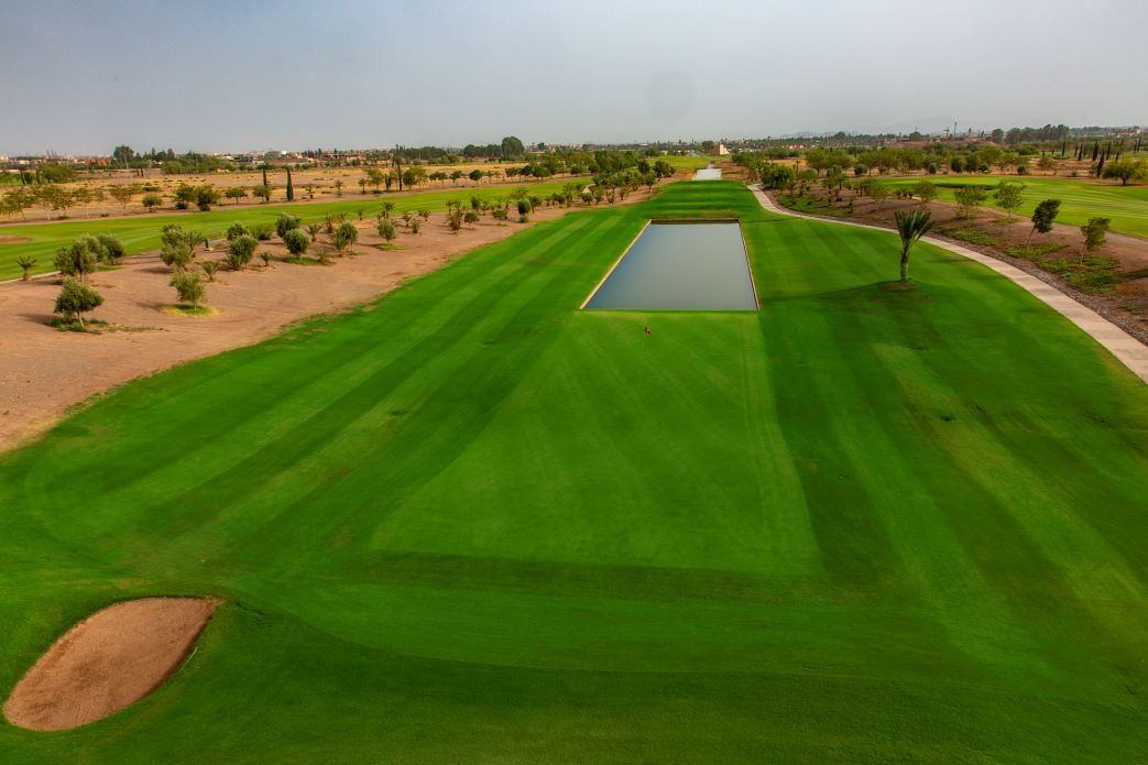 Square water hazard at Noria Golf Club