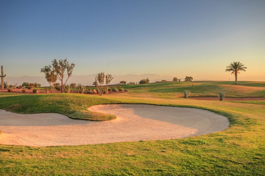 Large bunker at Samanah Golf in Morocco