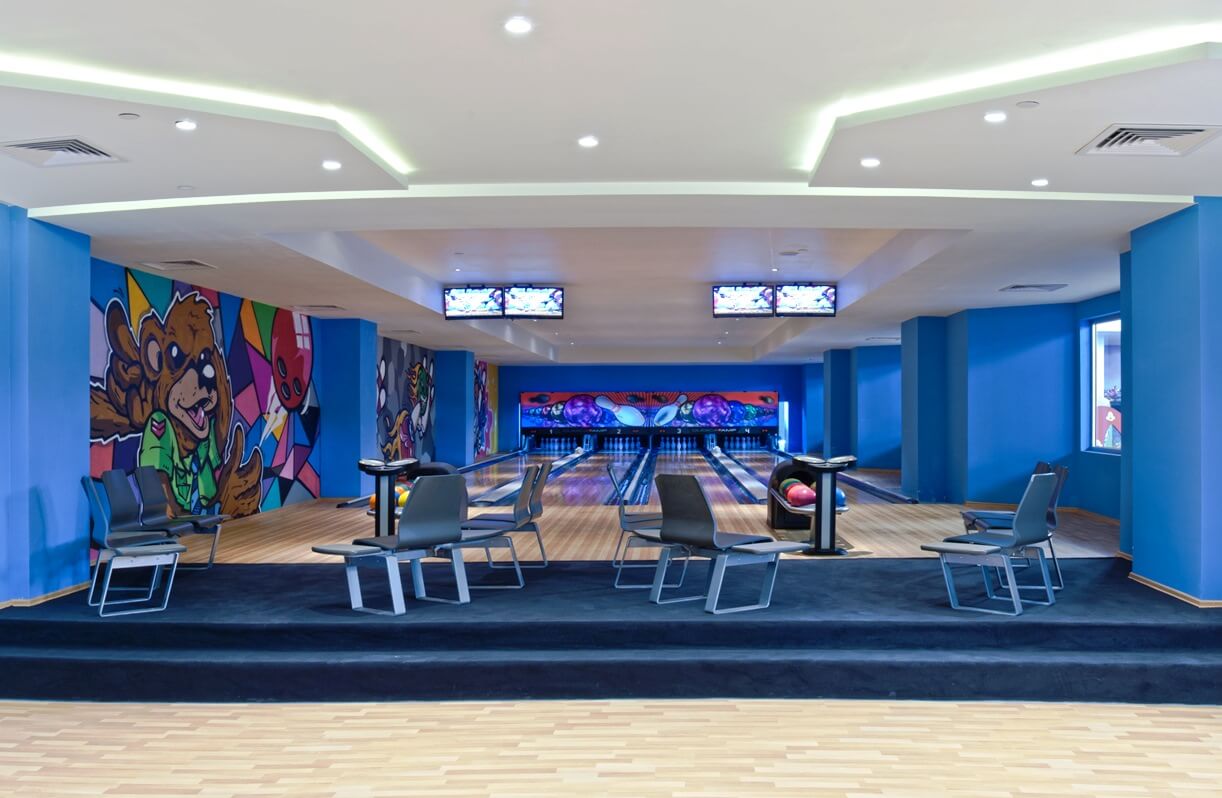Four lane bowling alley at Sueno Deluxe in Belek