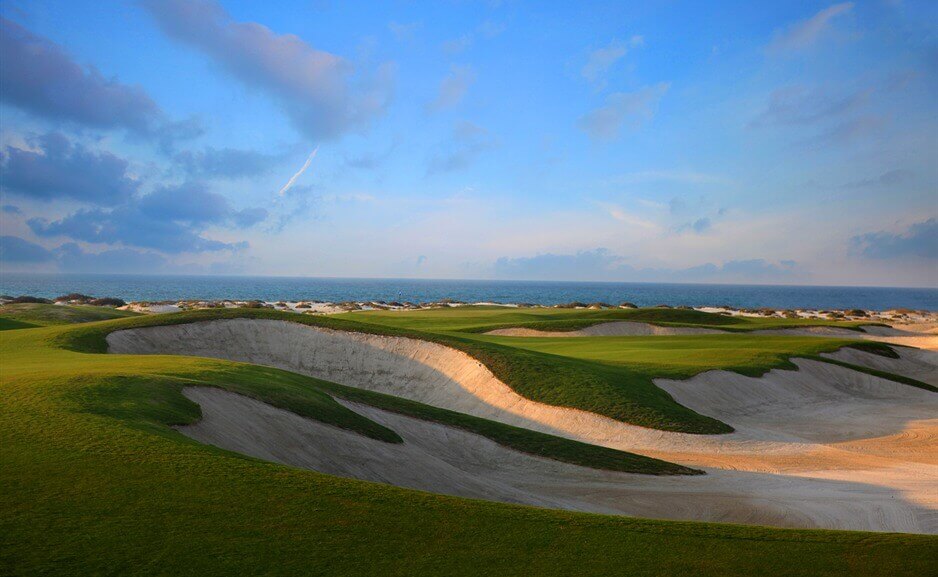 saadiyat-beach-golf-club-abu-dhabi-2-glencor-golf-holidays-and-golf-breaks