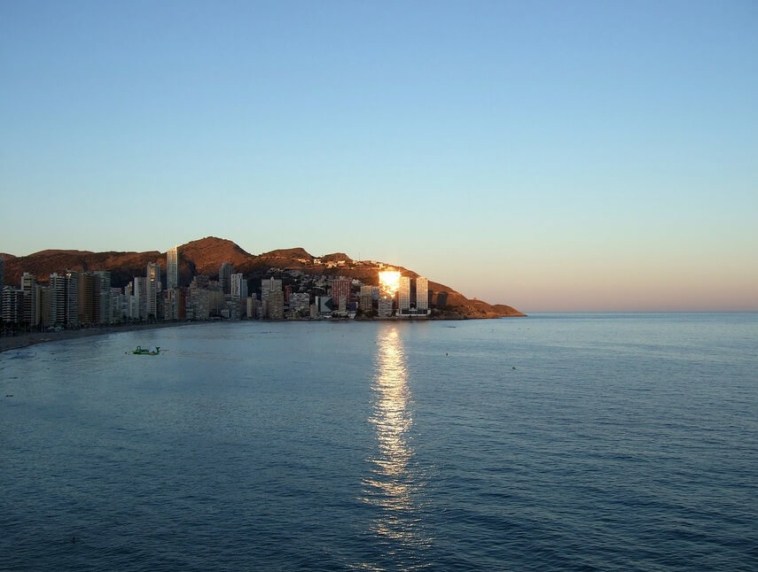 A Guide To Golfing Holidays In Benidorm