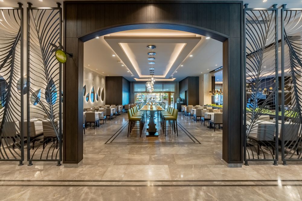 One of the buffet restaurants ay Regnum Carya Golf And Spa Resort