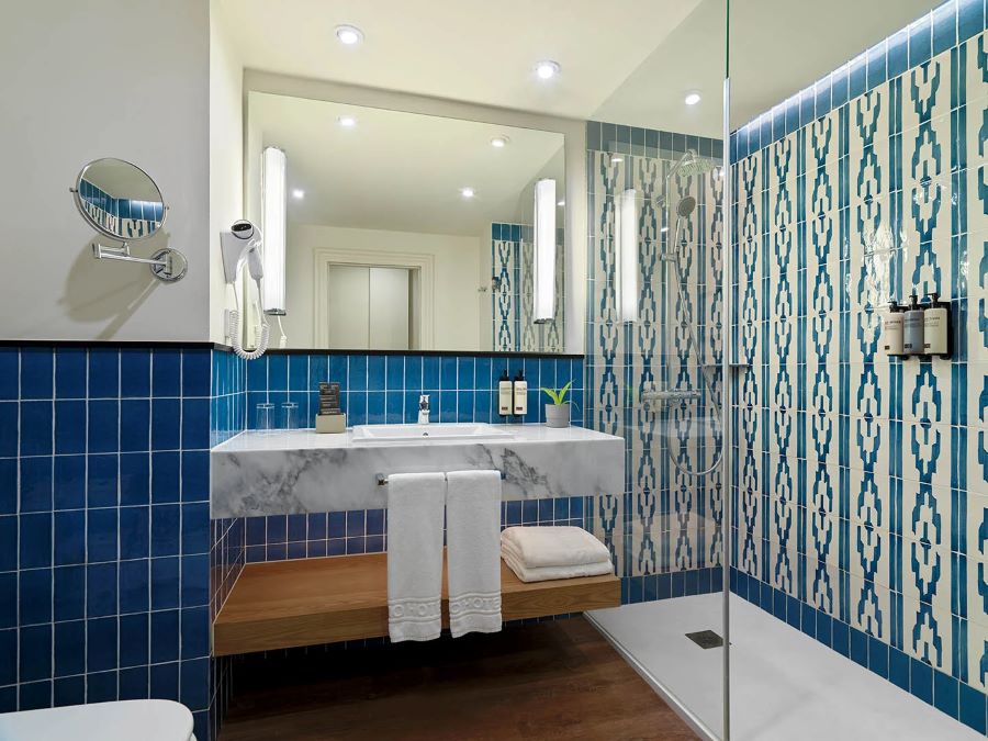 Bathroom in room at H10 Costa Adeje Palace in the Canary Isalnds