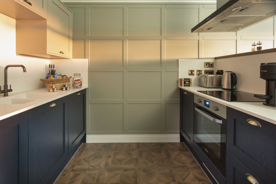 Kitchen in accommodation lodge at Dundonald Links