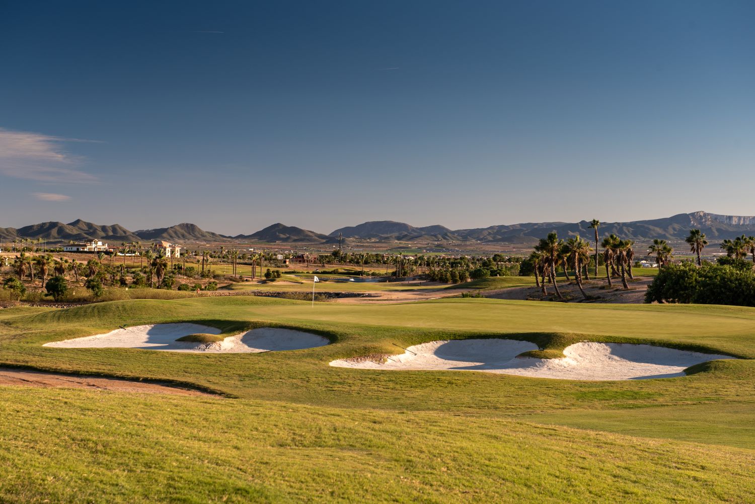 Bunkers protecting the green at Hacienda Del Alamo Golf Resort